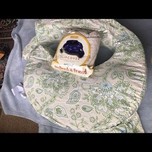 2 My Brest Friend Nursing Breastfeeding Pillow Cvr